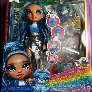 Rainbow High - Skyler- with Slime Kit - Blue Posable Fashion Doll